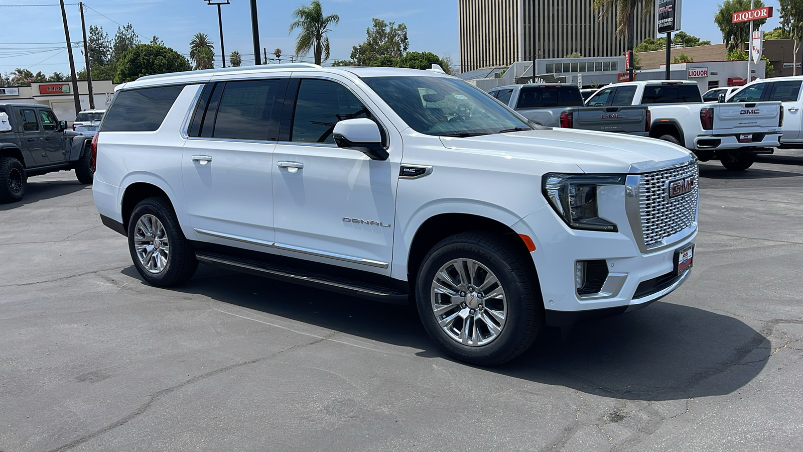 2024 GMC Yukon XL Denali 7