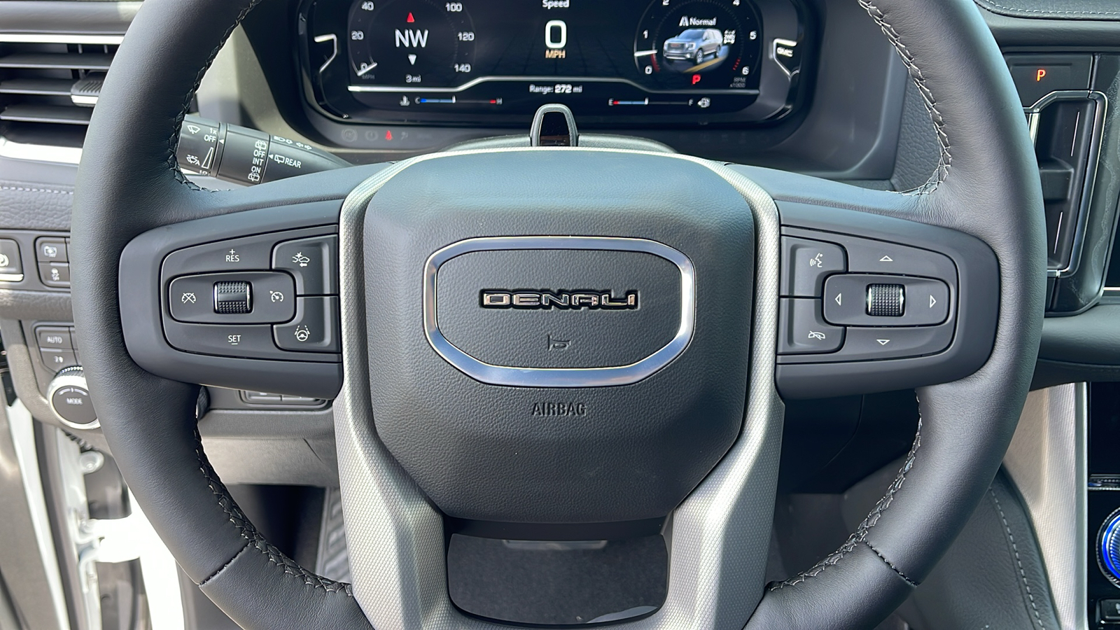 2024 GMC Yukon XL Denali 19