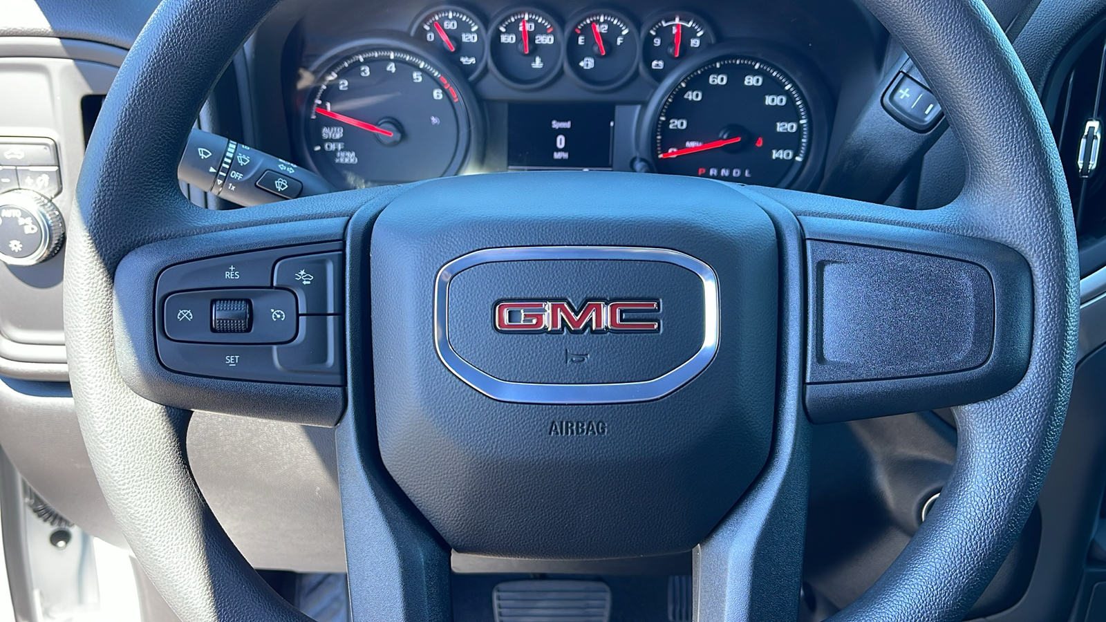 2024 GMC Sierra 1500 Pro 18