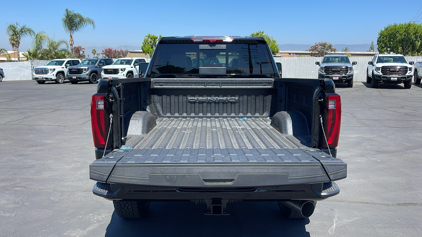 2024 GMC Sierra 2500HD Denali Ultimate 24