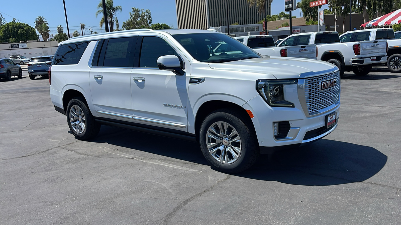 2024 GMC Yukon XL Denali 7