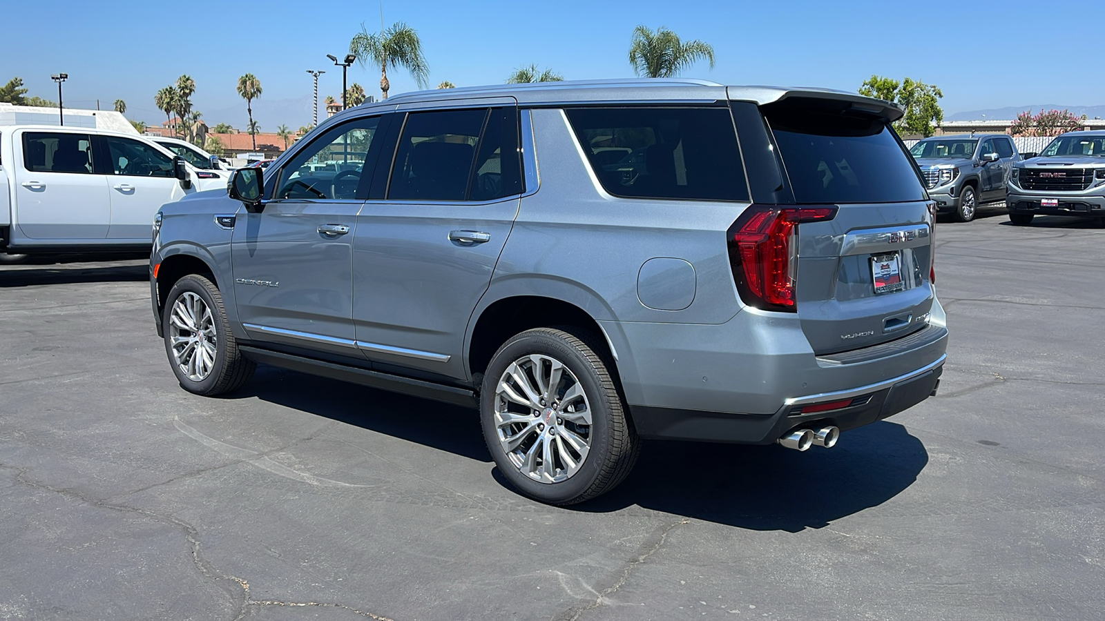 2024 GMC Yukon Denali 3