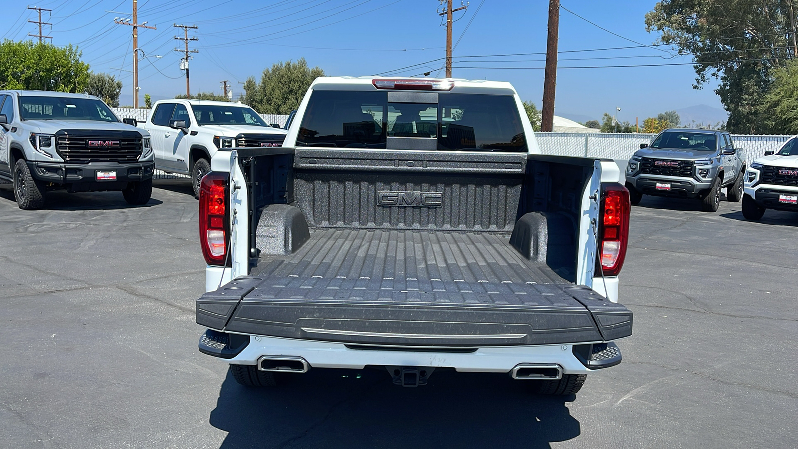 2024 GMC Sierra 1500 Elevation 24