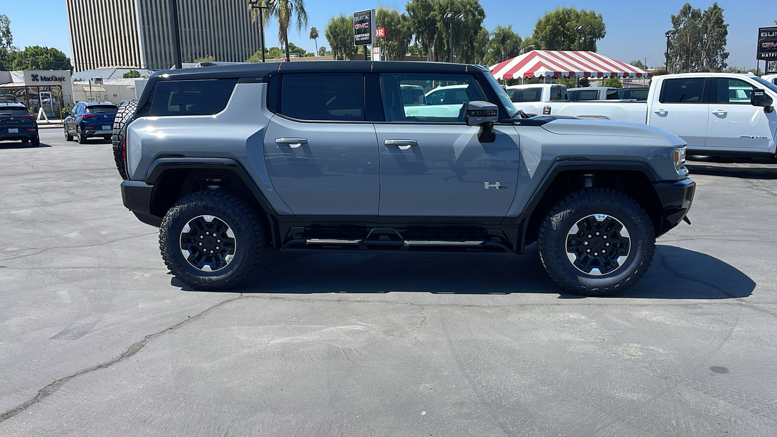 2025 GMC Hummer EV SUV 3X 6