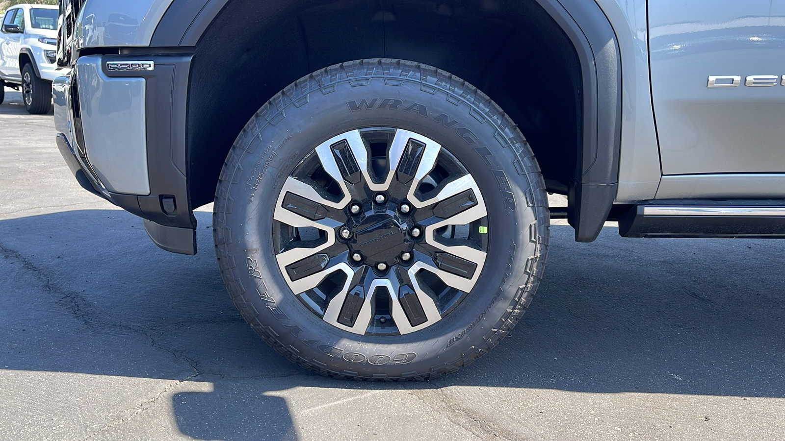 2025 GMC Sierra 2500HD Denali Ultimate 26