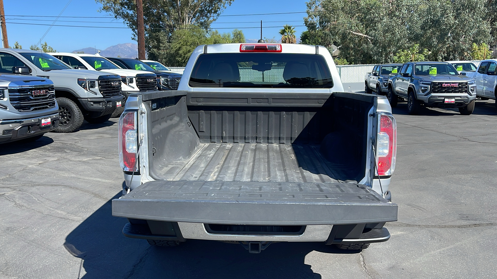 2015 GMC Canyon SLT 24