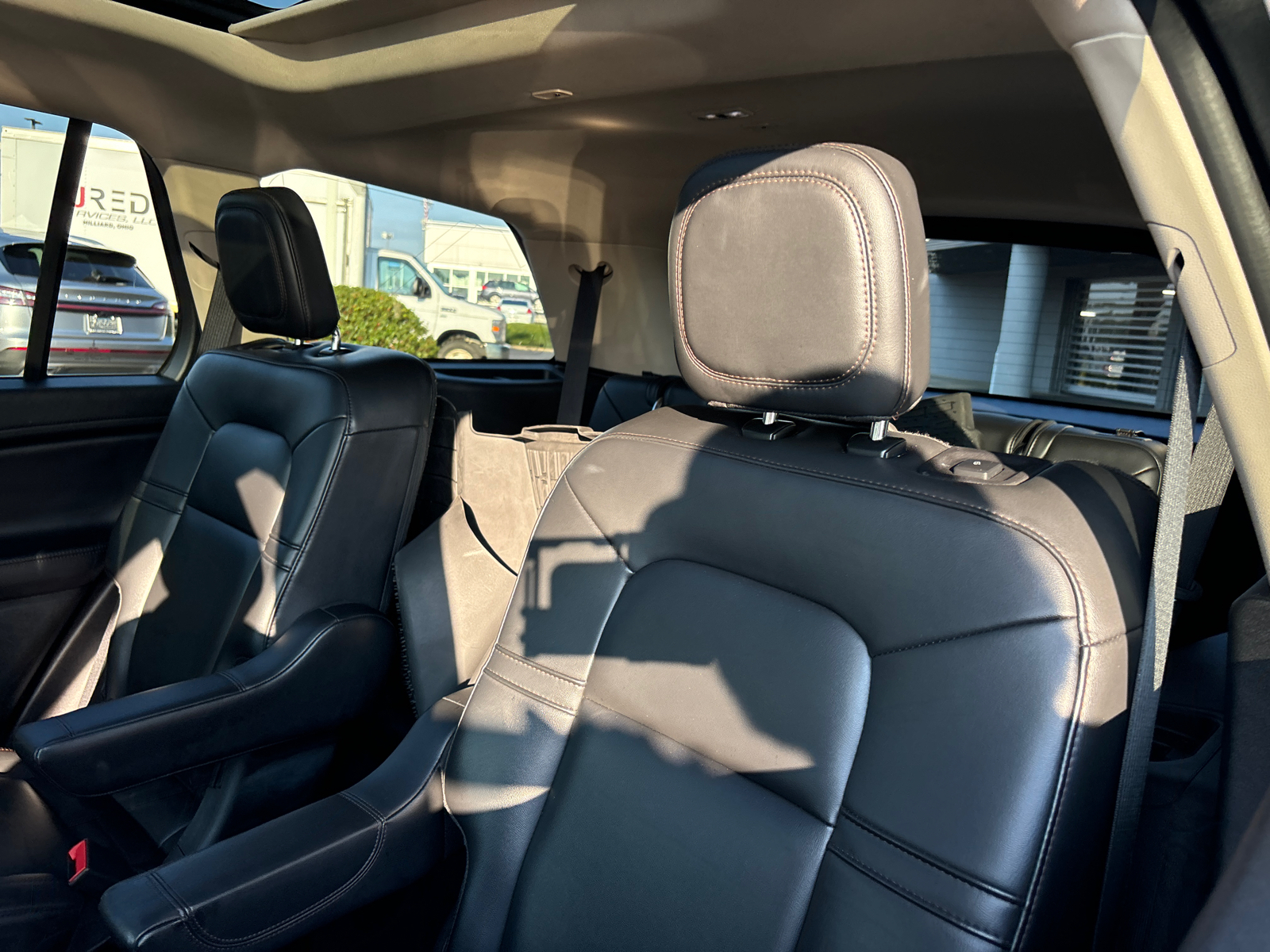 2022 Lincoln Aviator Standard 29