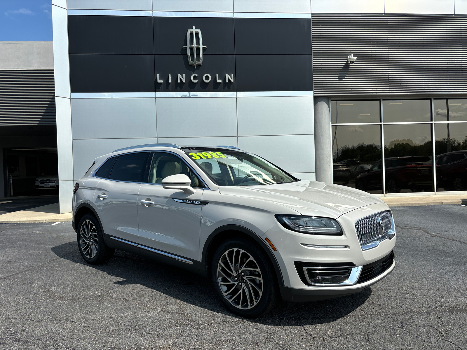 2020 Lincoln Nautilus Reserve 1