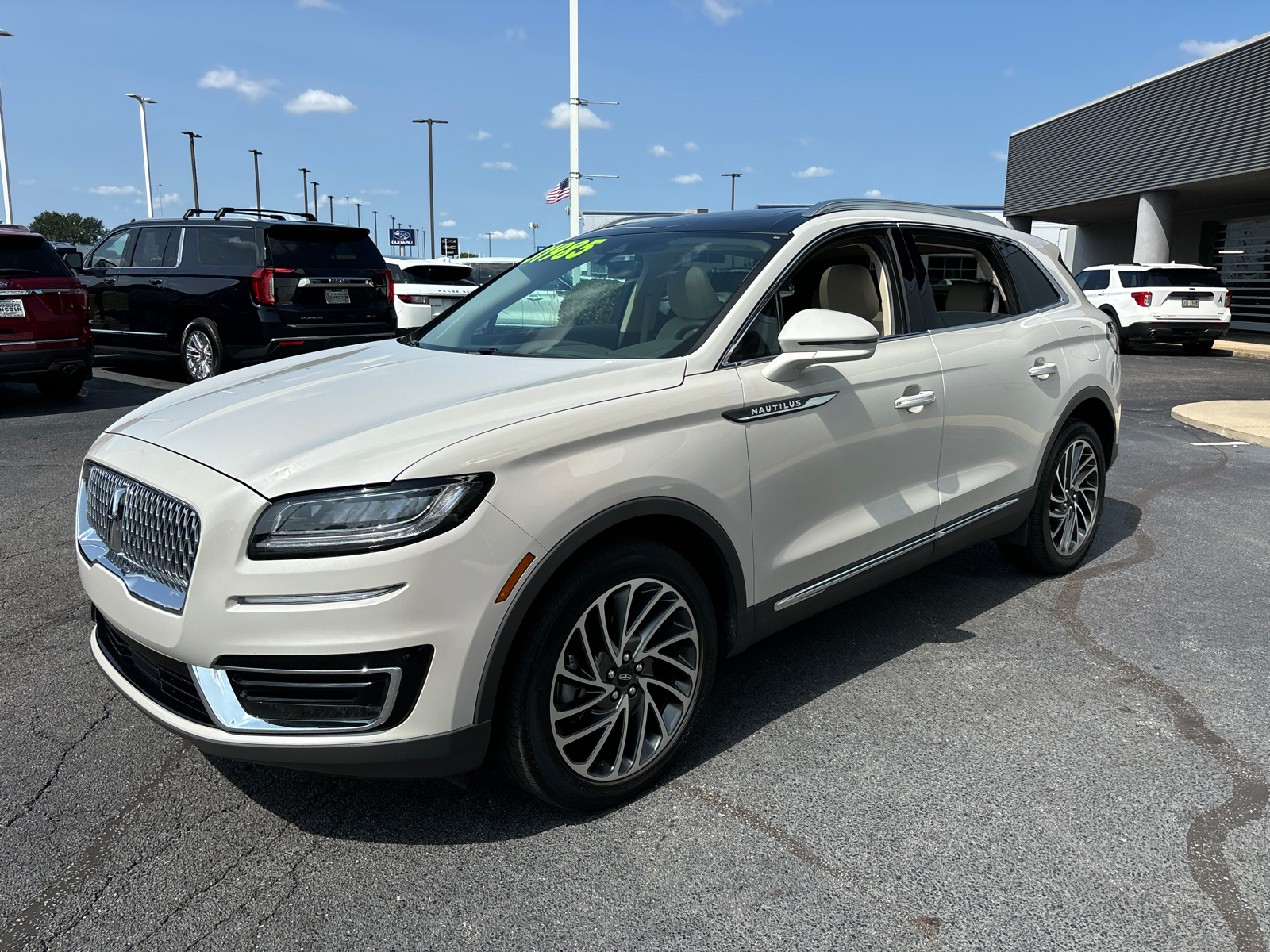 2020 Lincoln Nautilus Reserve 3