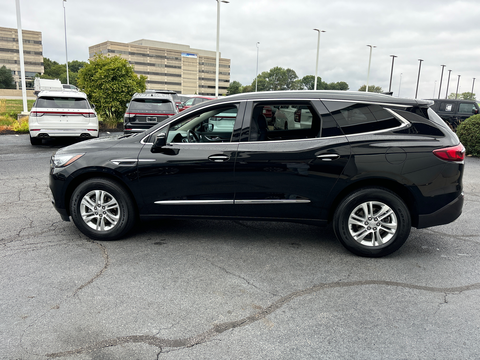 2021 Buick Enclave Essence 4