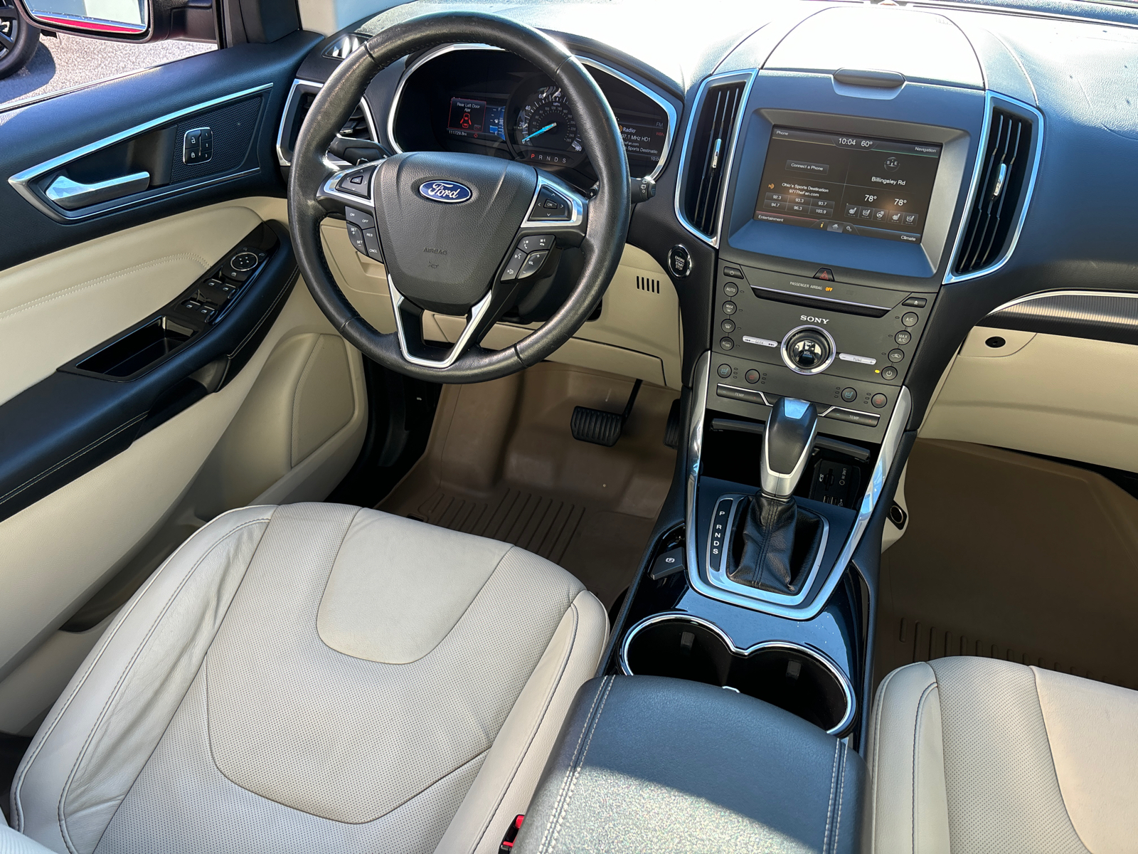 2015 Ford Edge Titanium 30