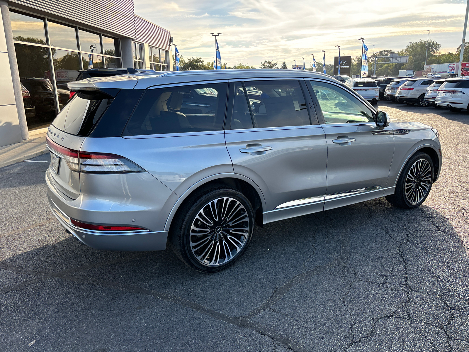 2022 Lincoln Aviator Black Label 7