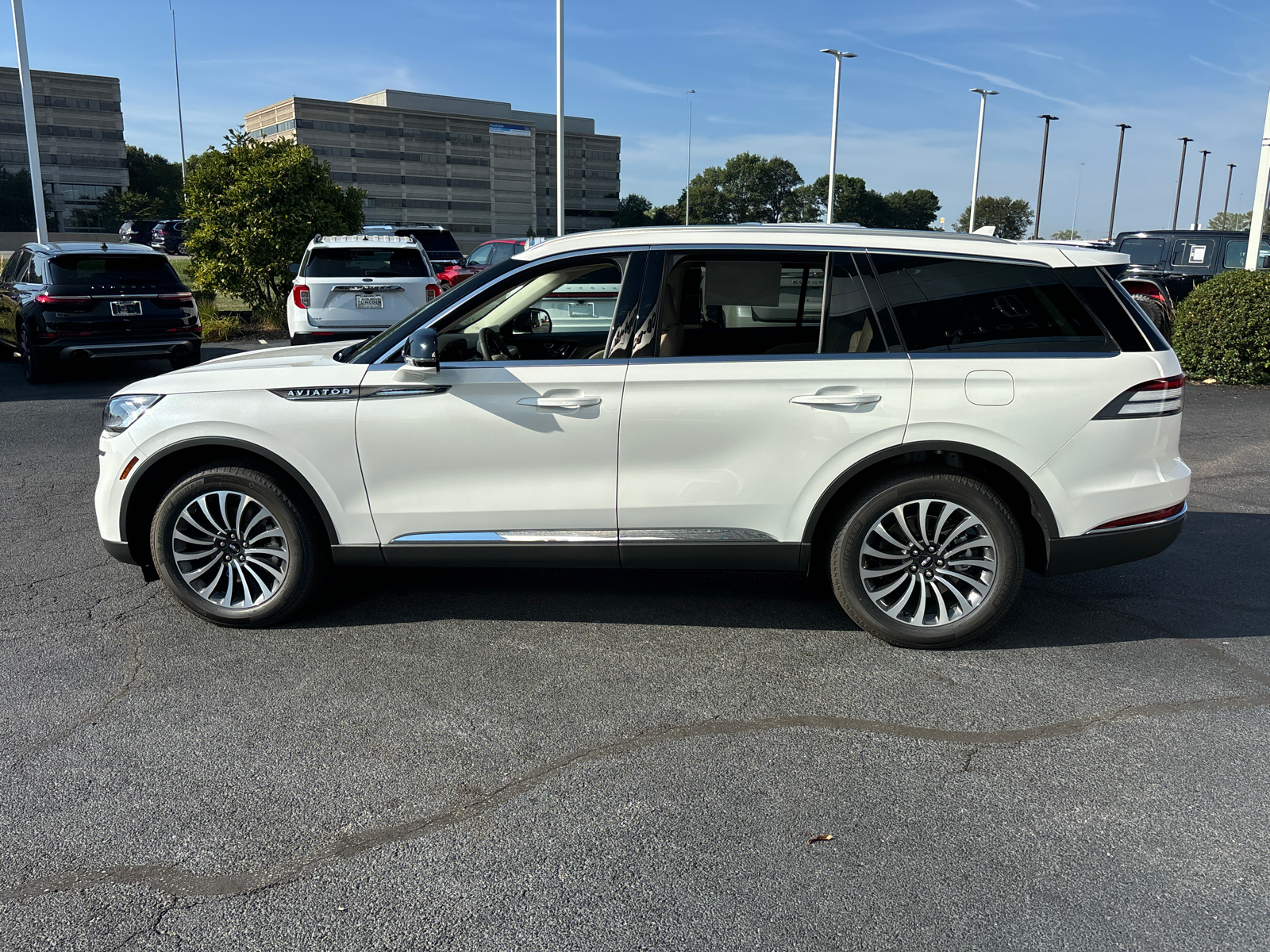 2024 Lincoln Aviator Premiere 4