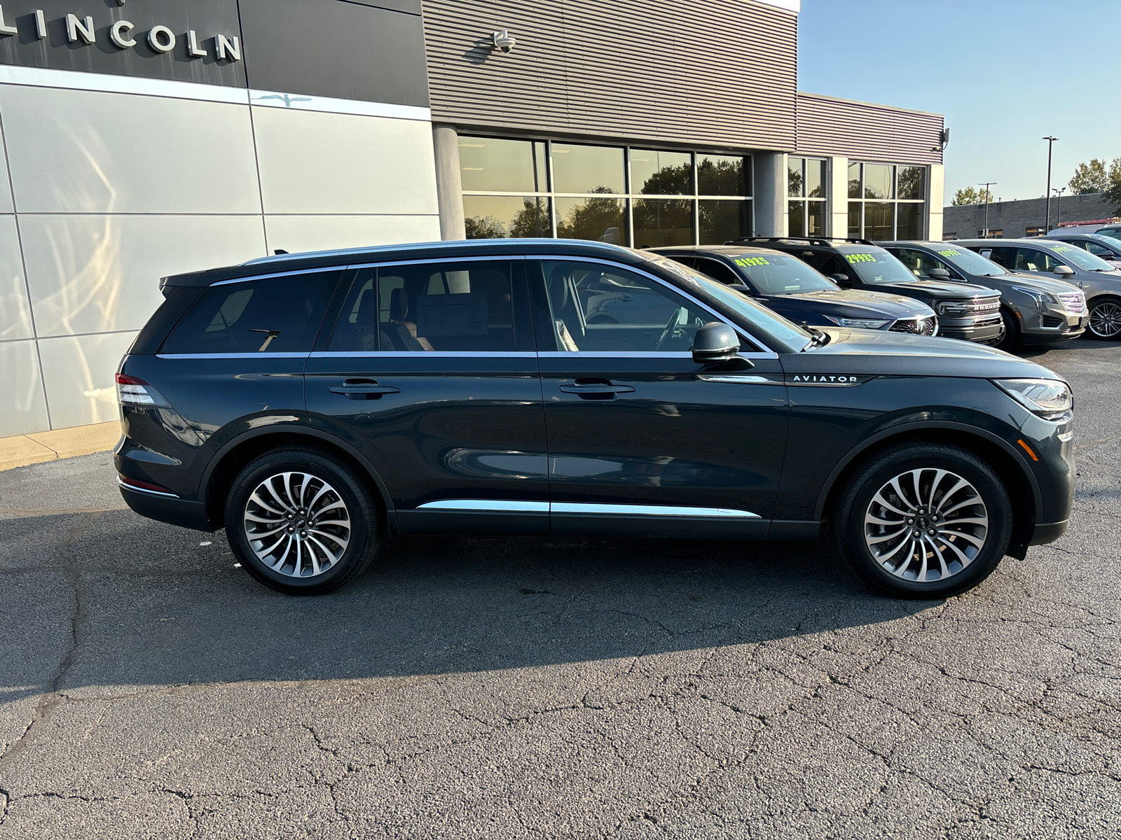 2022 Lincoln Aviator Reserve 8