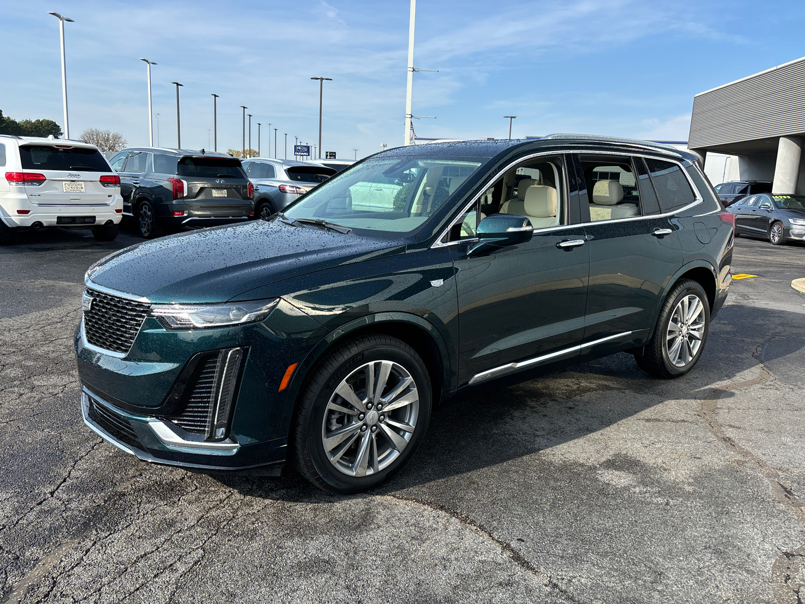 2024 Cadillac XT6 AWD Premium Luxury 3