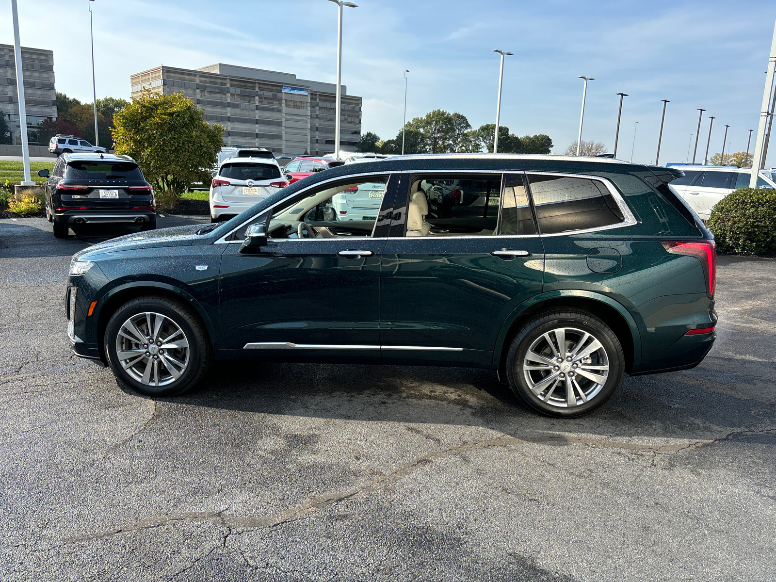 2024 Cadillac XT6 AWD Premium Luxury 4