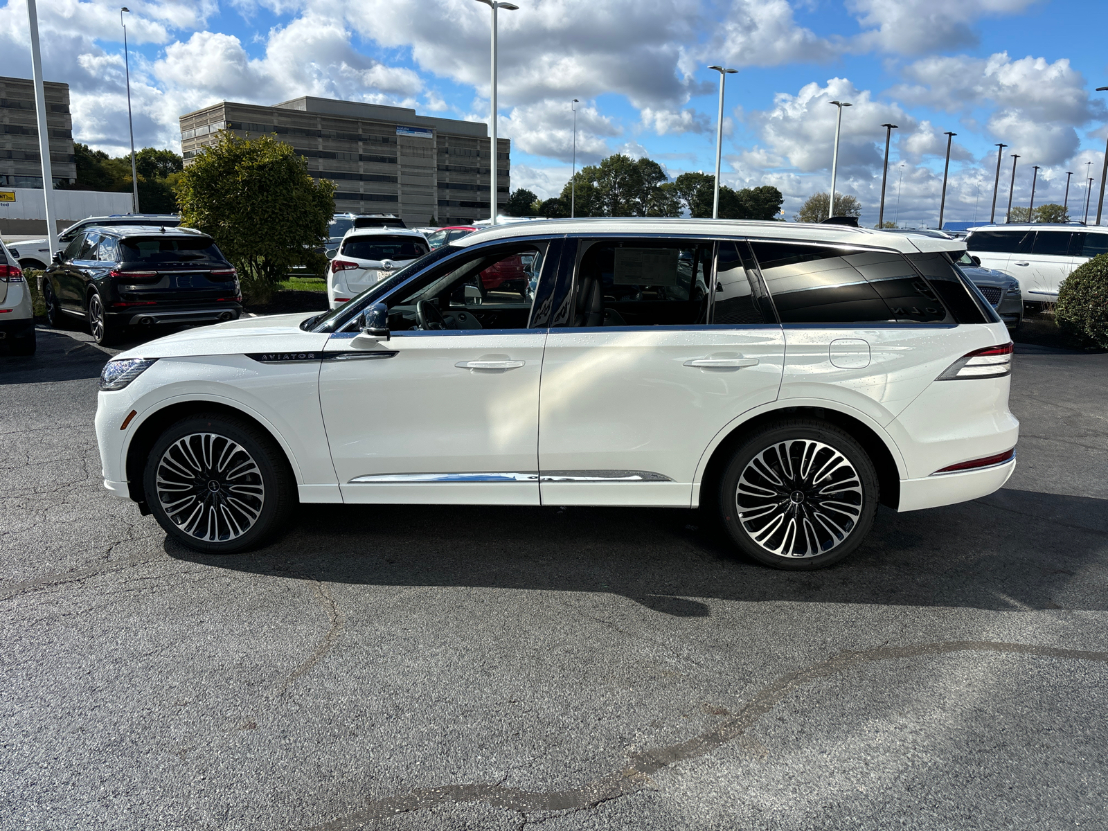 2025 Lincoln Aviator Black Label 4