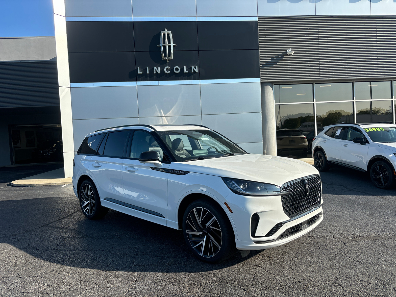 2025 Lincoln Aviator Black Label 1