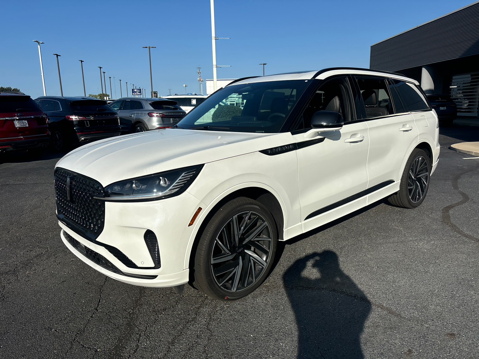 2025 Lincoln Aviator Black Label 3