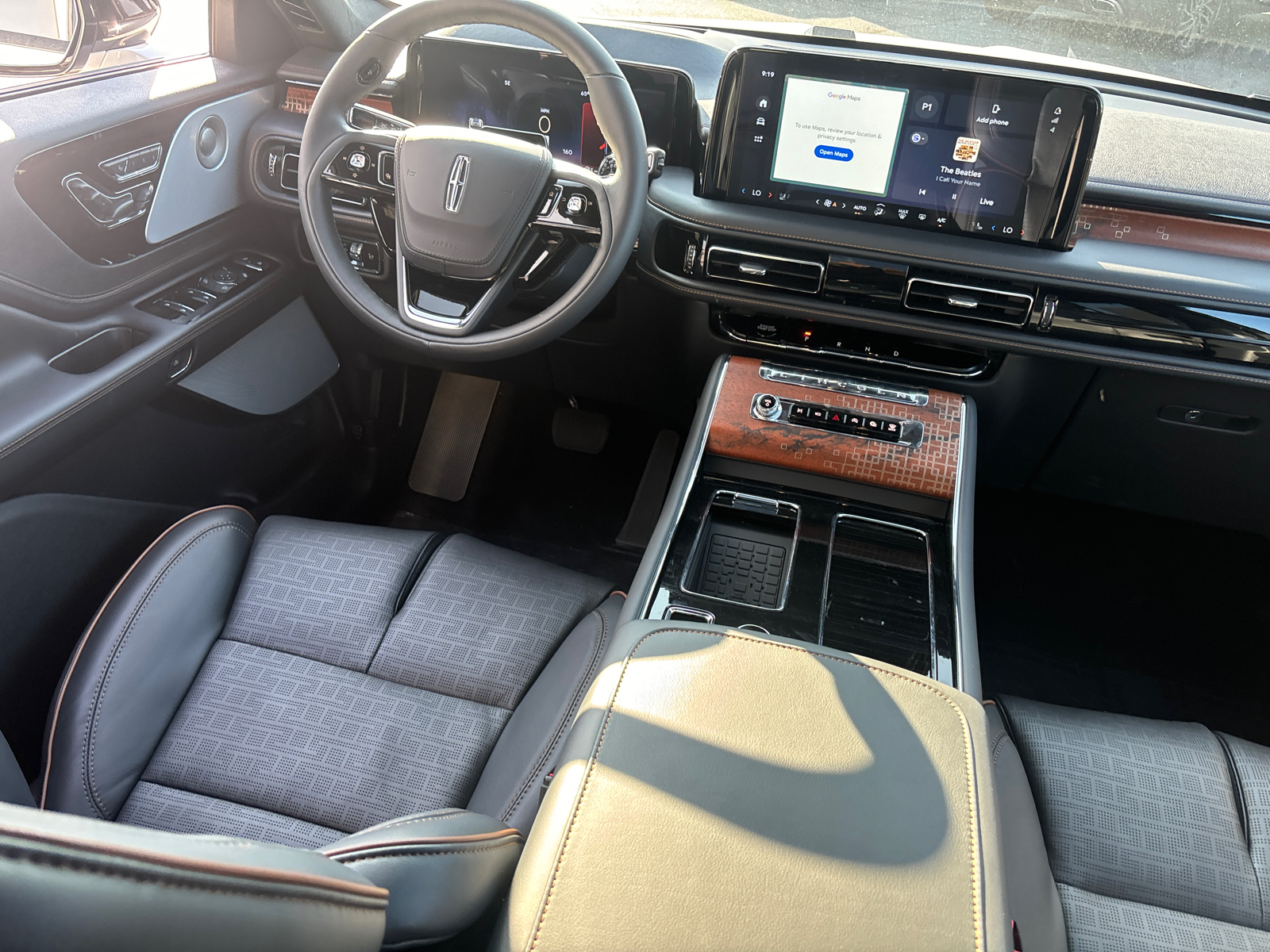 2025 Lincoln Aviator Black Label 33