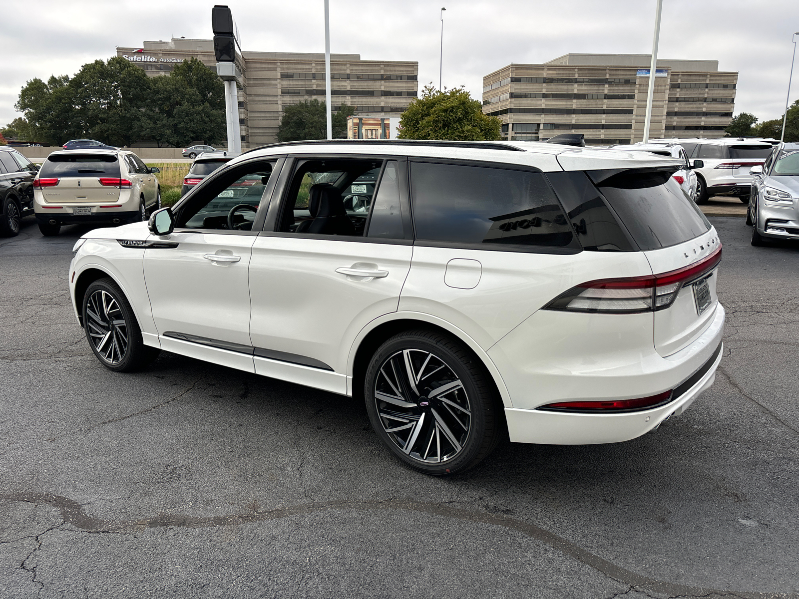 2025 Lincoln Aviator Black Label 5