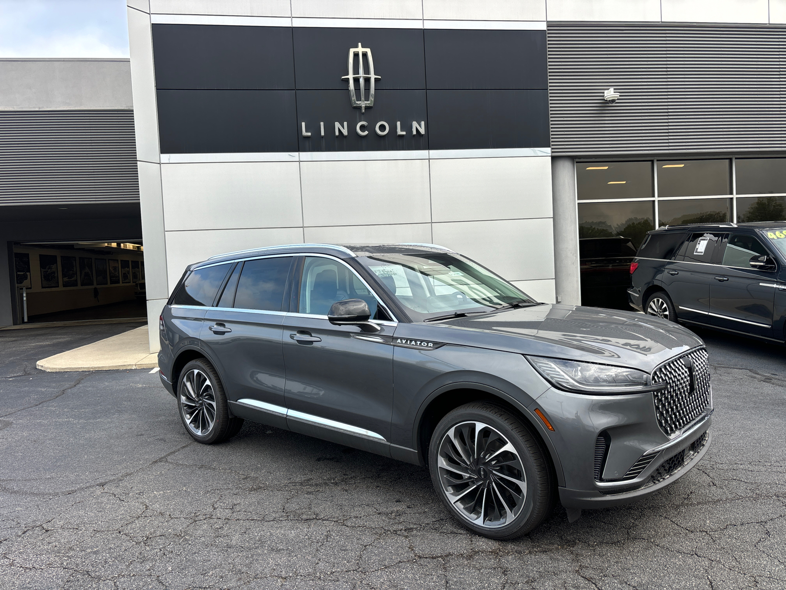 2025 Lincoln Aviator Reserve 1