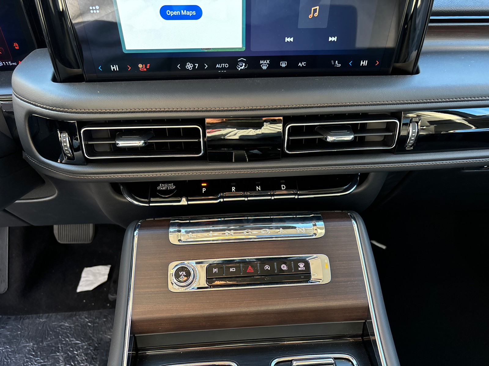 2025 Lincoln Aviator Reserve 24