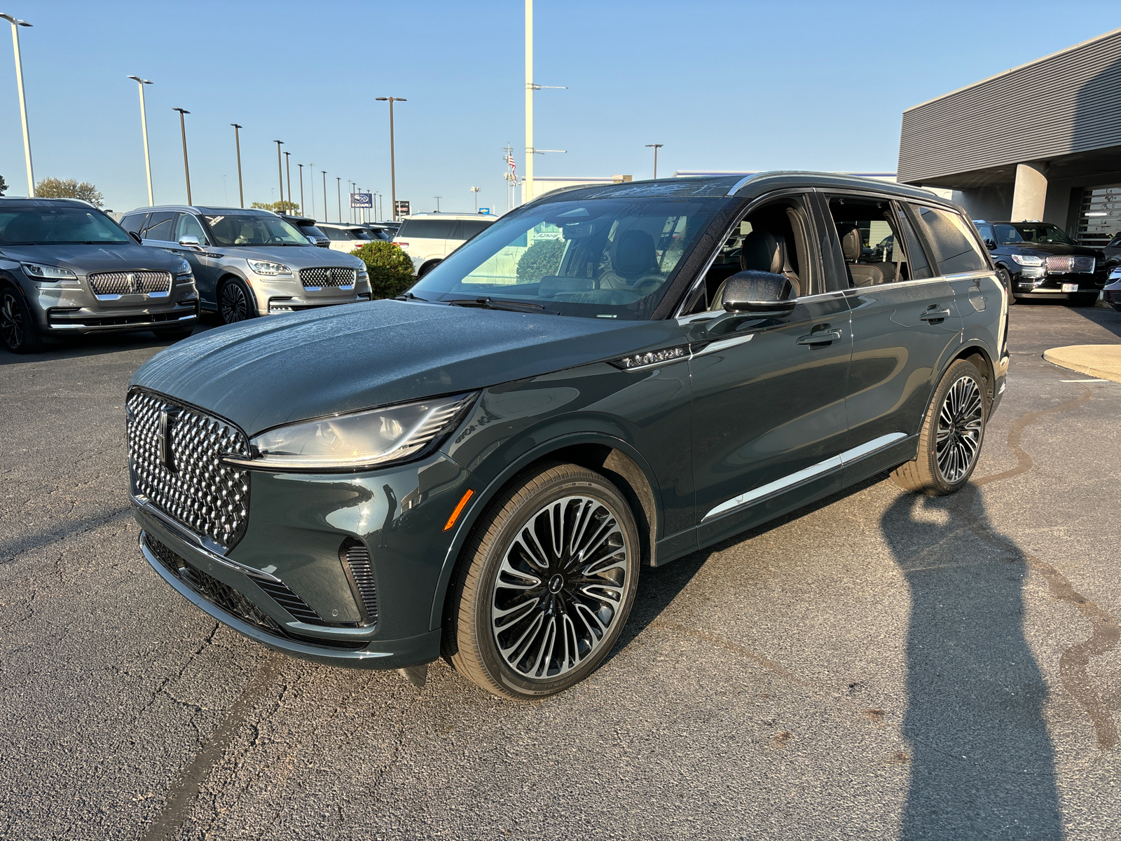 2025 Lincoln Aviator Black Label 3