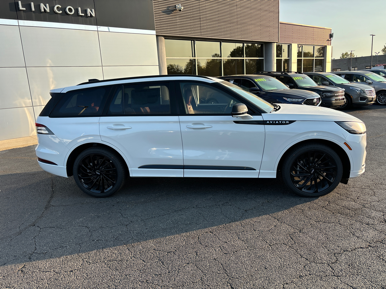 2025 Lincoln Aviator Reserve 8