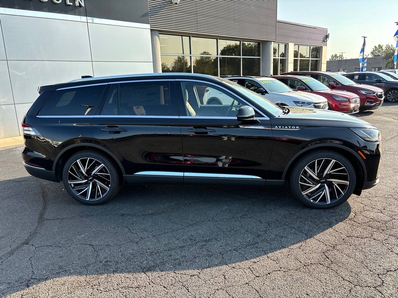 2025 Lincoln Aviator Reserve 8