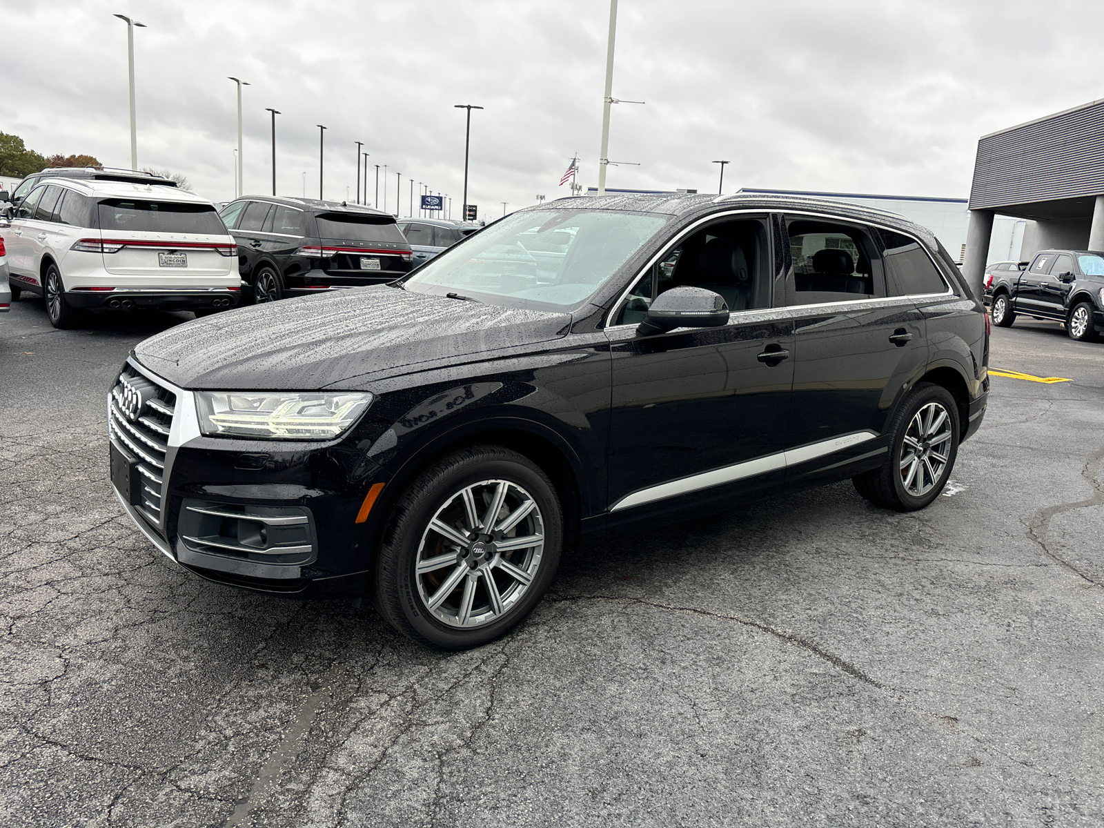 2019 Audi Q7  3