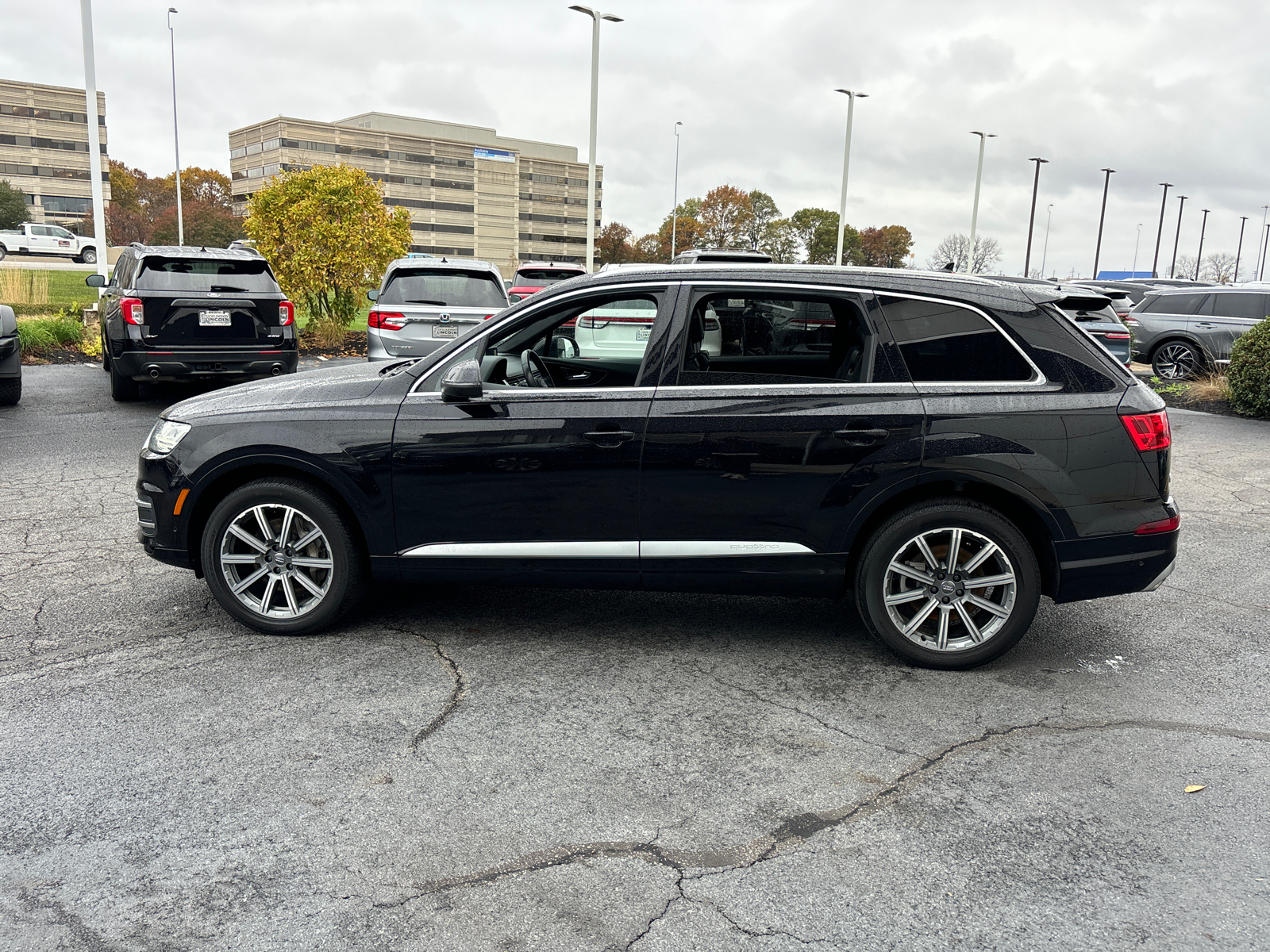 2019 Audi Q7  4