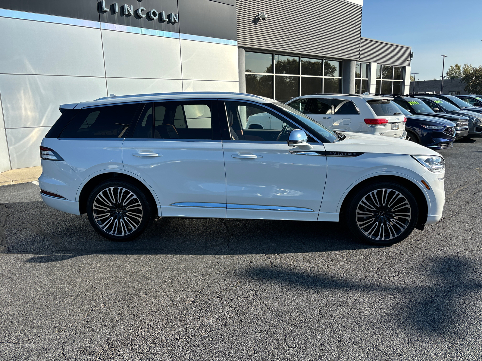 2022 Lincoln Aviator Black Label 8