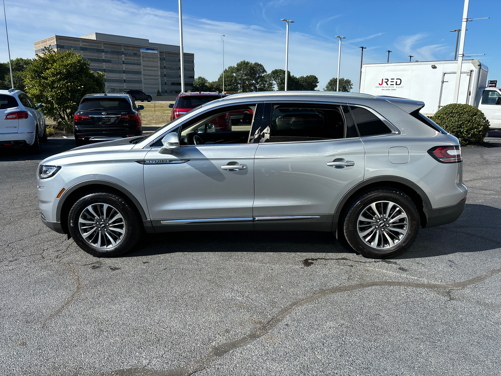 2021 Lincoln Nautilus Standard 4