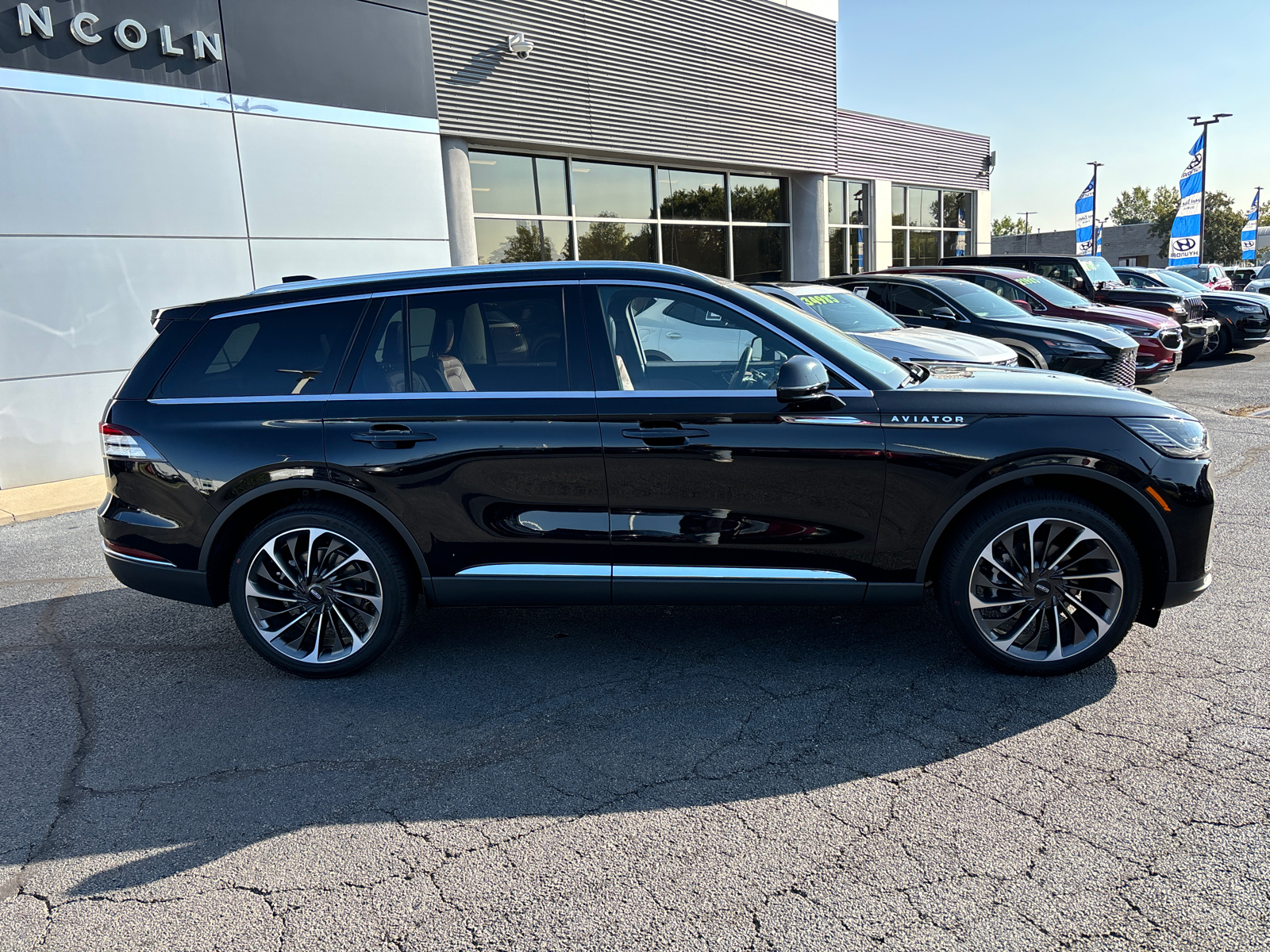 2025 Lincoln Aviator Reserve 8