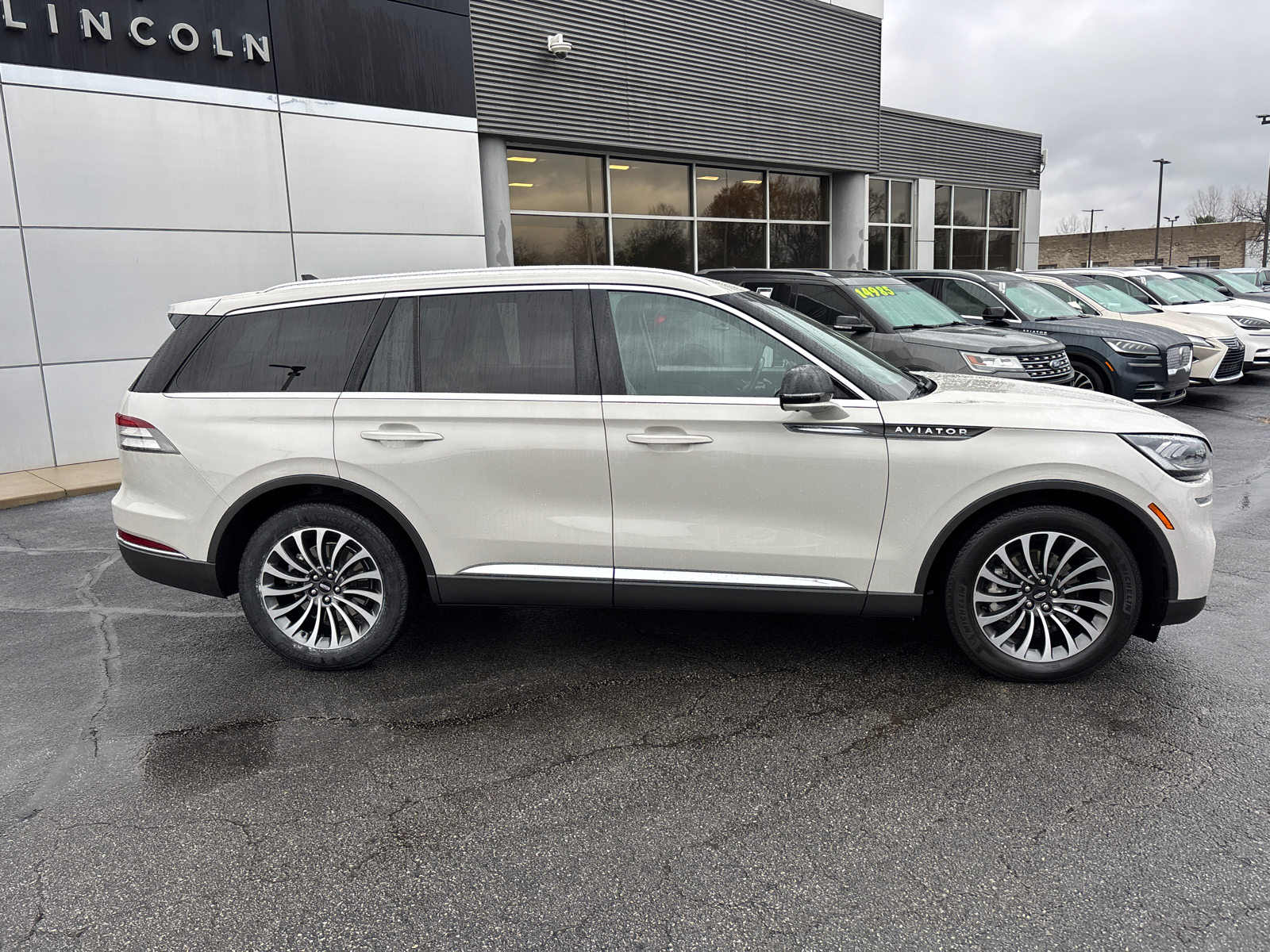 2022 Lincoln Aviator Reserve 8