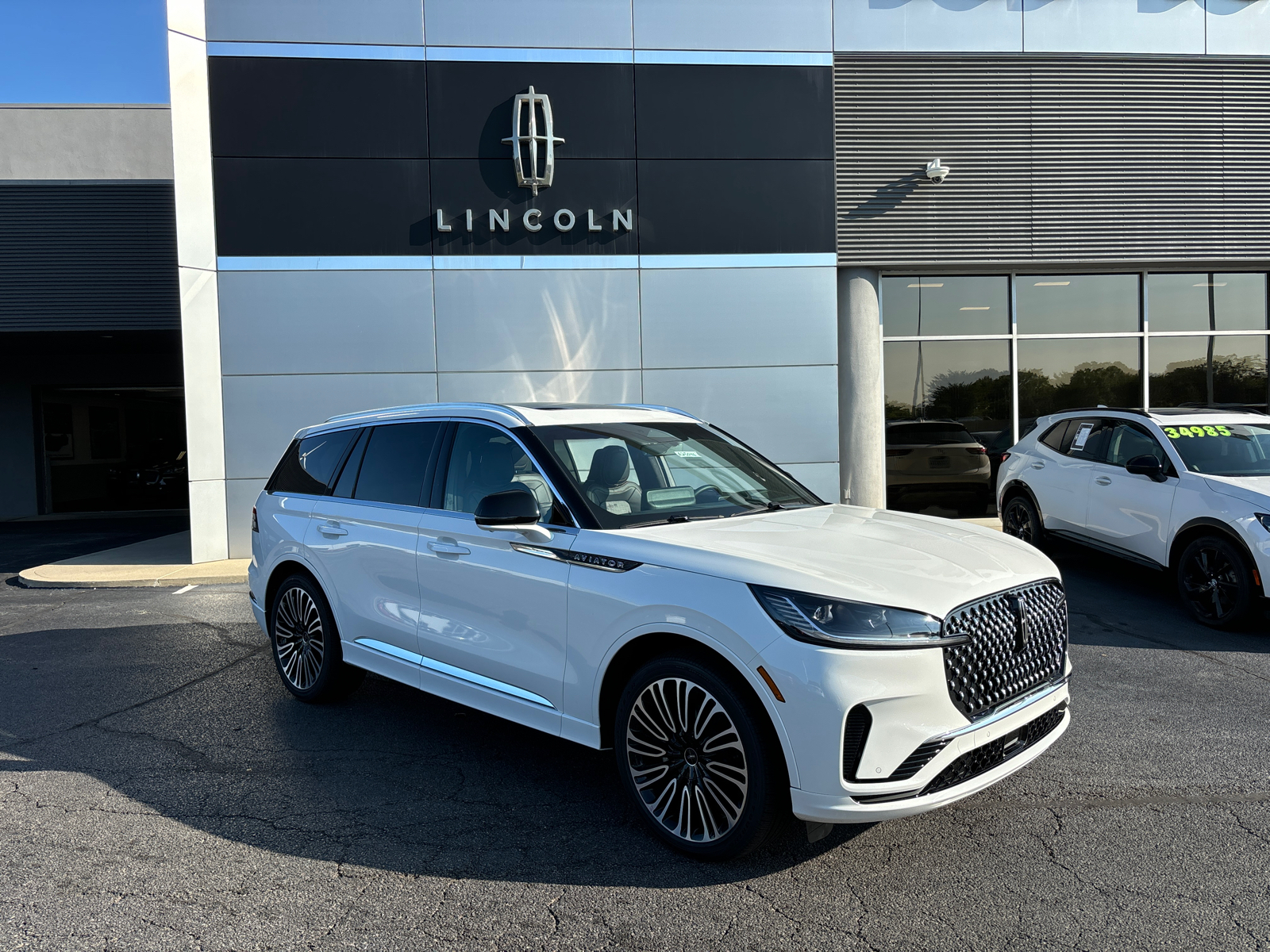 2025 Lincoln Aviator Black Label 1