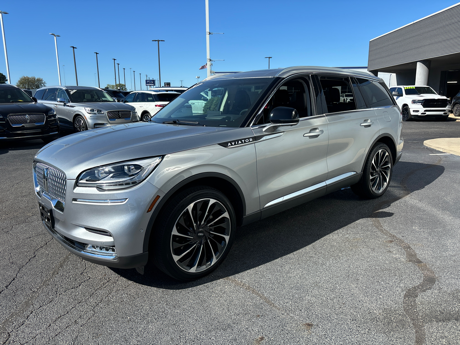 2023 Lincoln Aviator Reserve 3