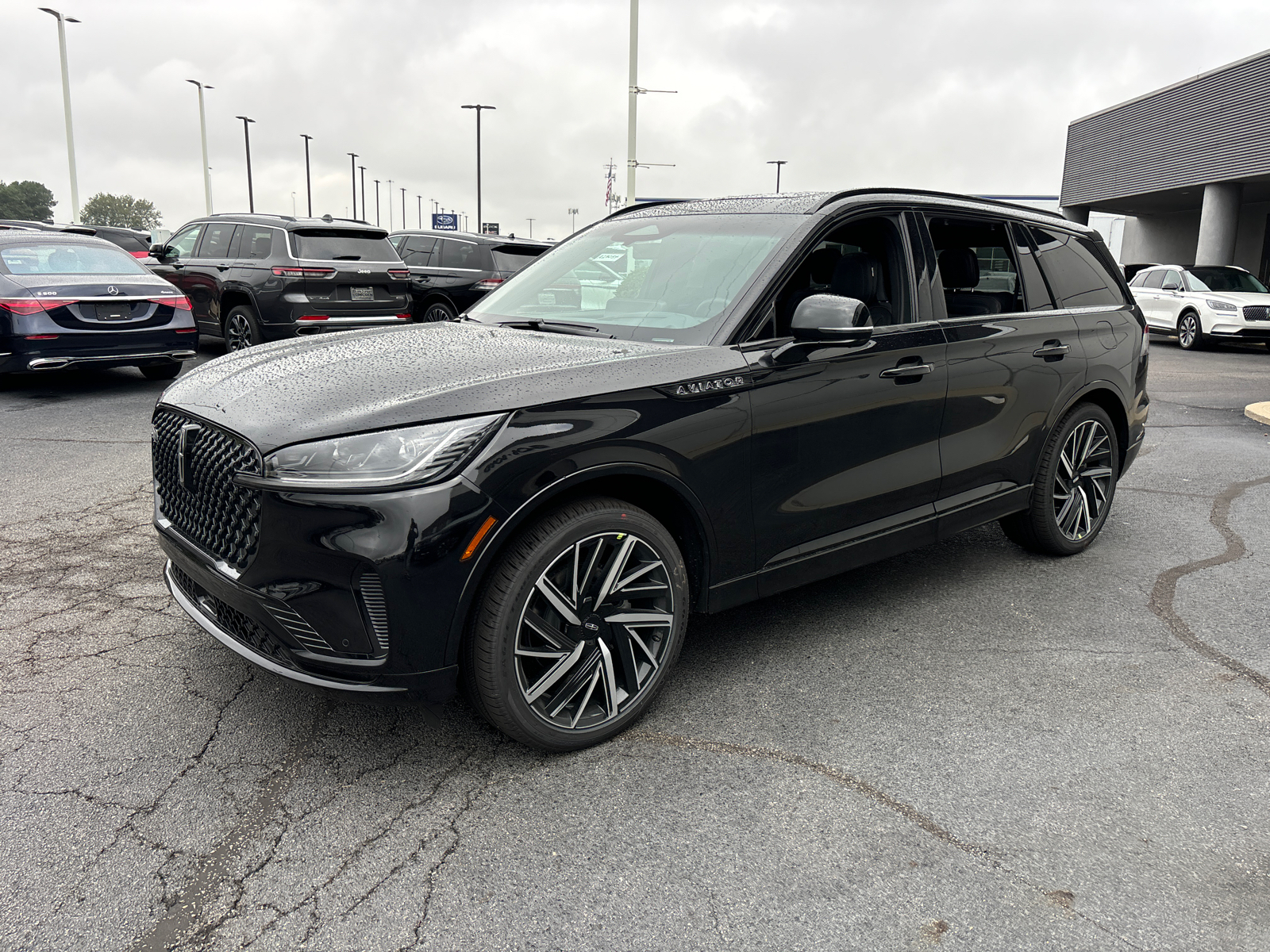 2025 Lincoln Aviator Black Label 3