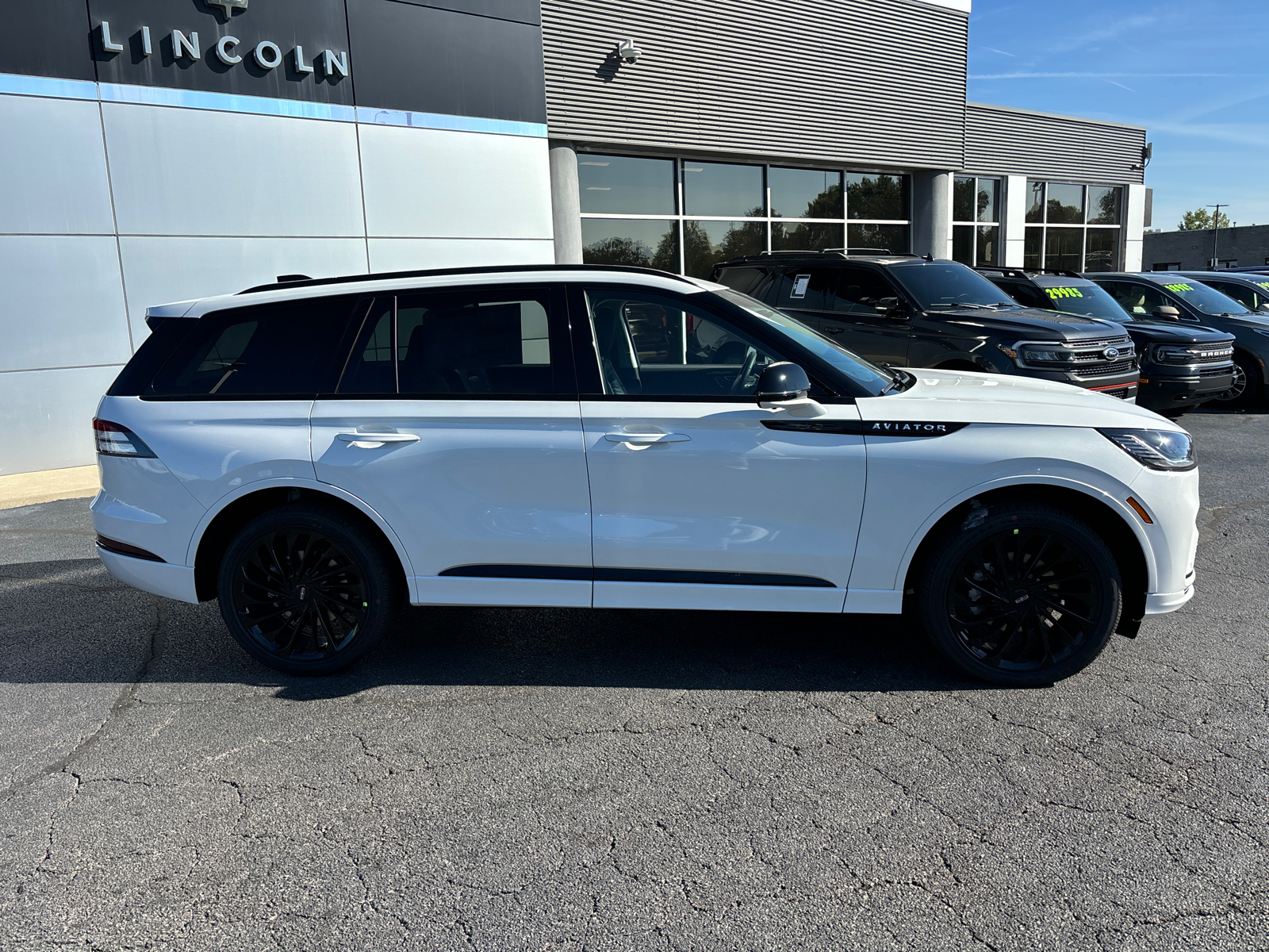 2025 Lincoln Aviator Reserve 8