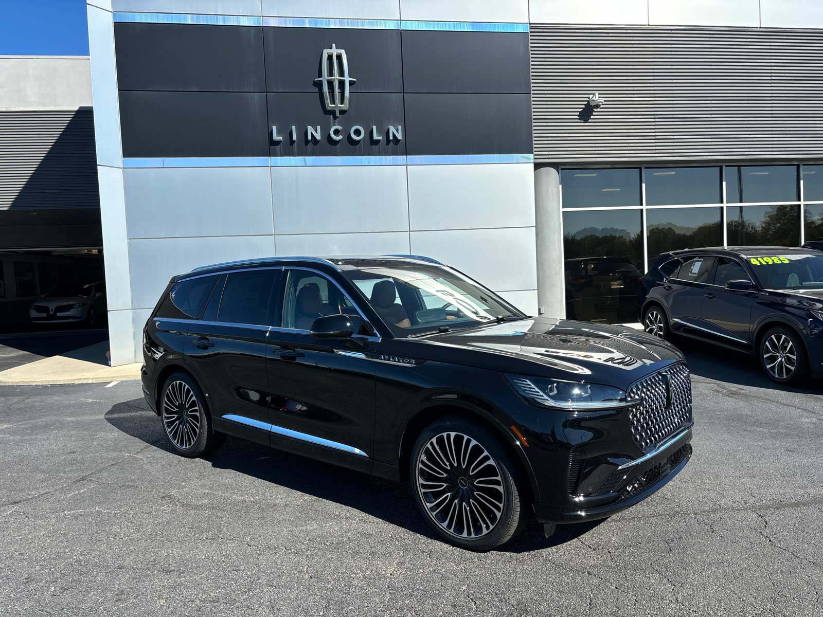 2025 Lincoln Aviator Black Label 1