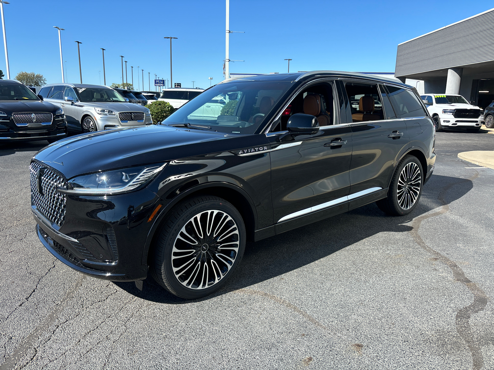 2025 Lincoln Aviator Black Label 3