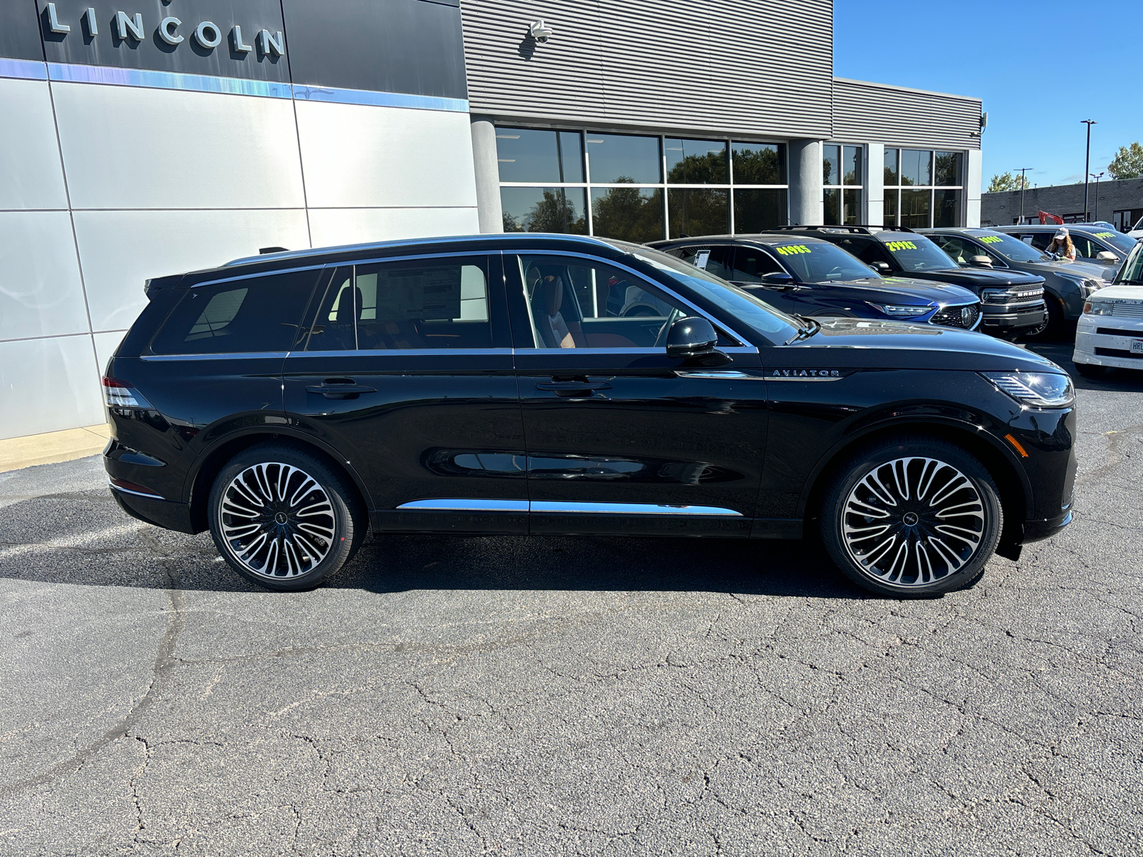 2025 Lincoln Aviator Black Label 8