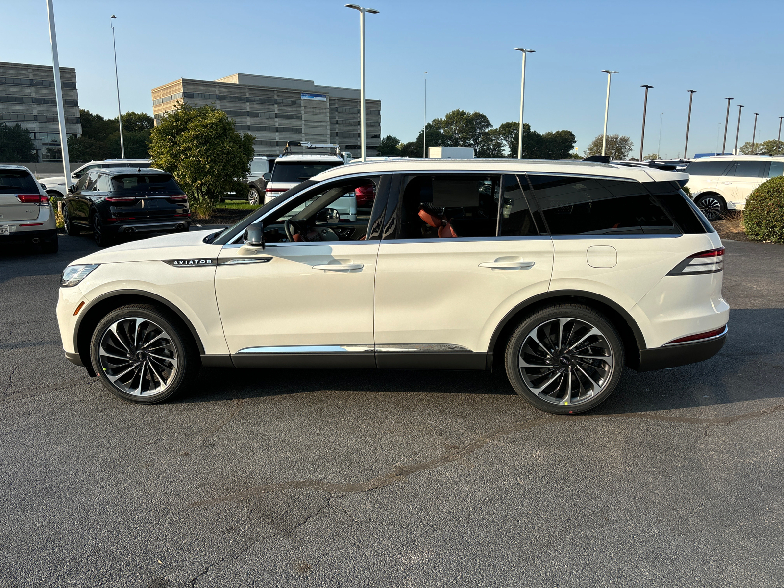 2025 Lincoln Aviator Reserve 4