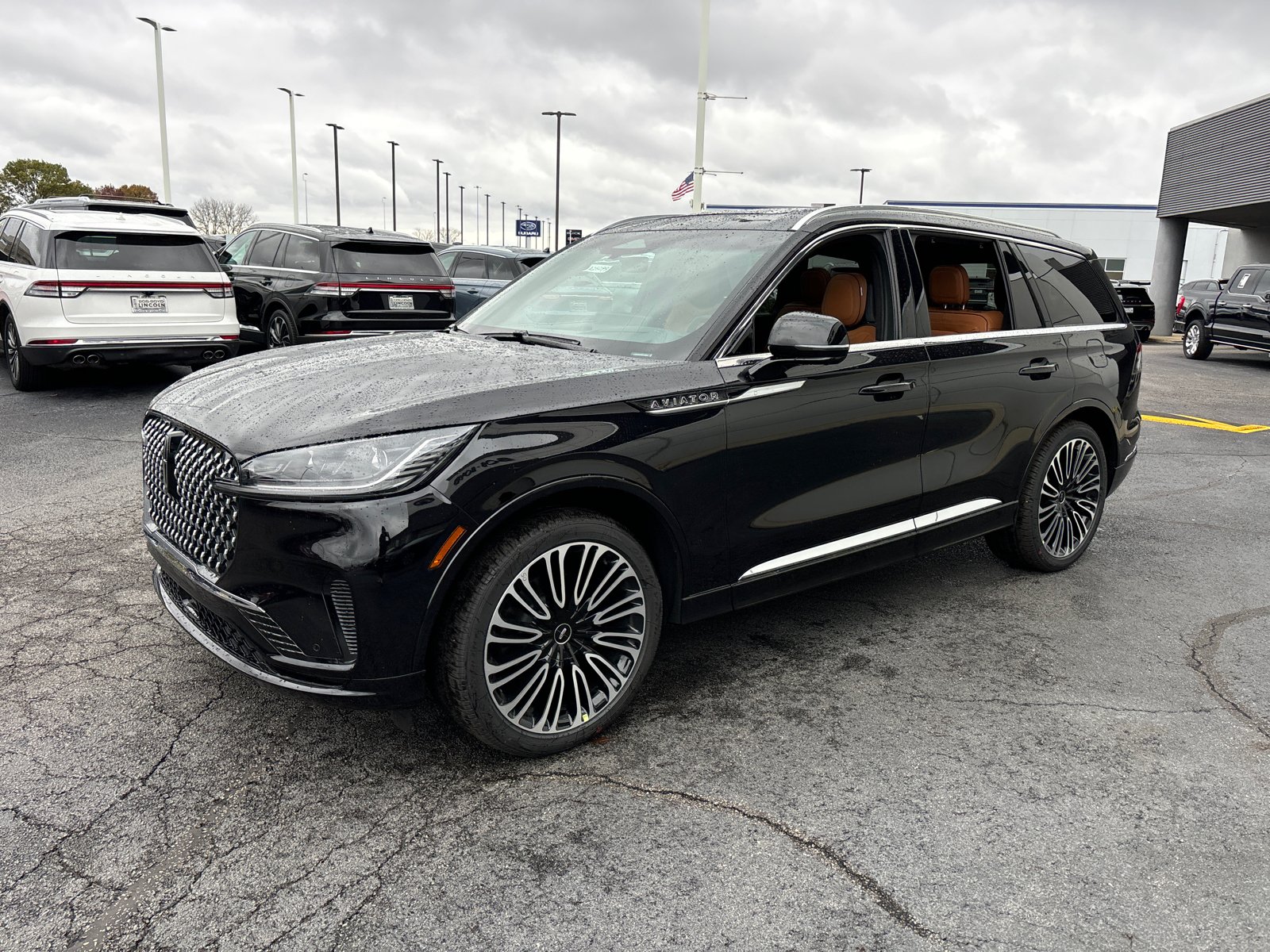 2025 Lincoln Aviator Black Label 3