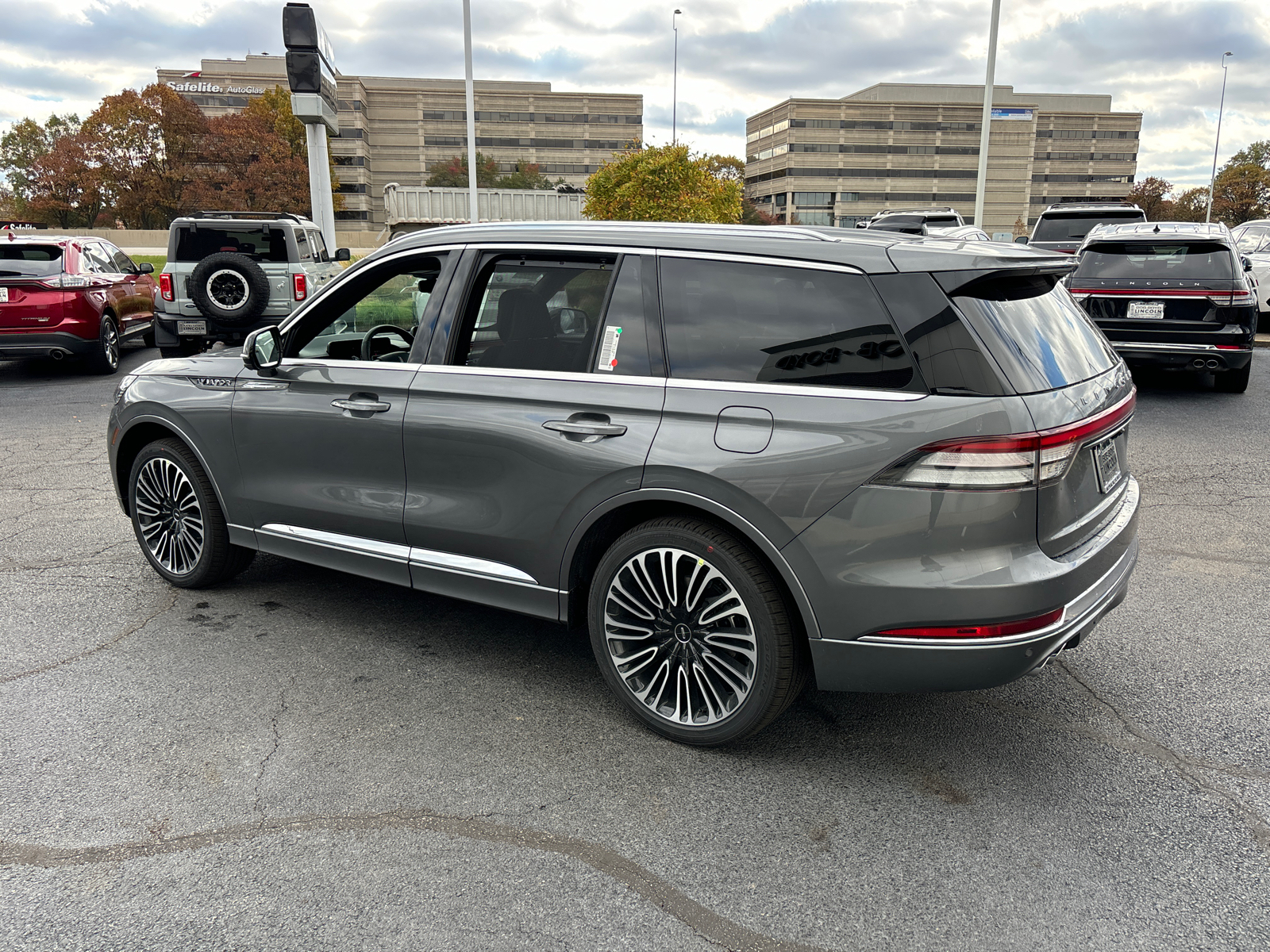 2025 Lincoln Aviator Black Label 5