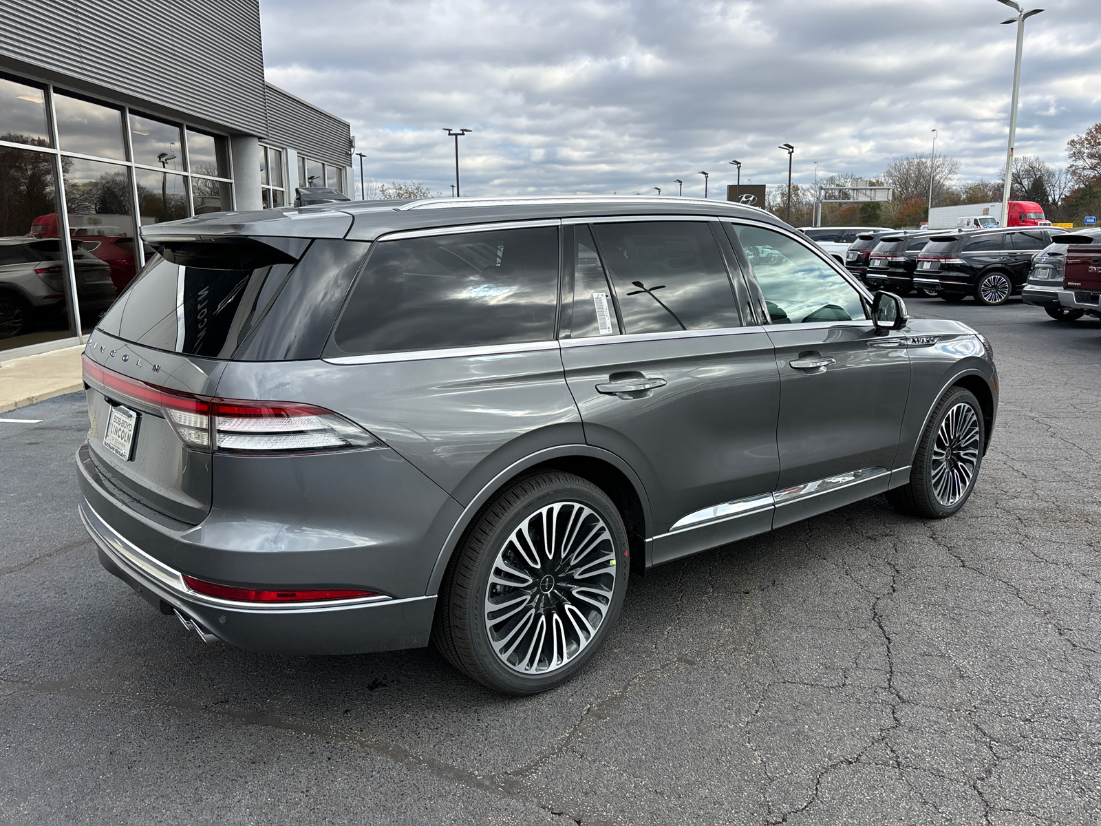 2025 Lincoln Aviator Black Label 7