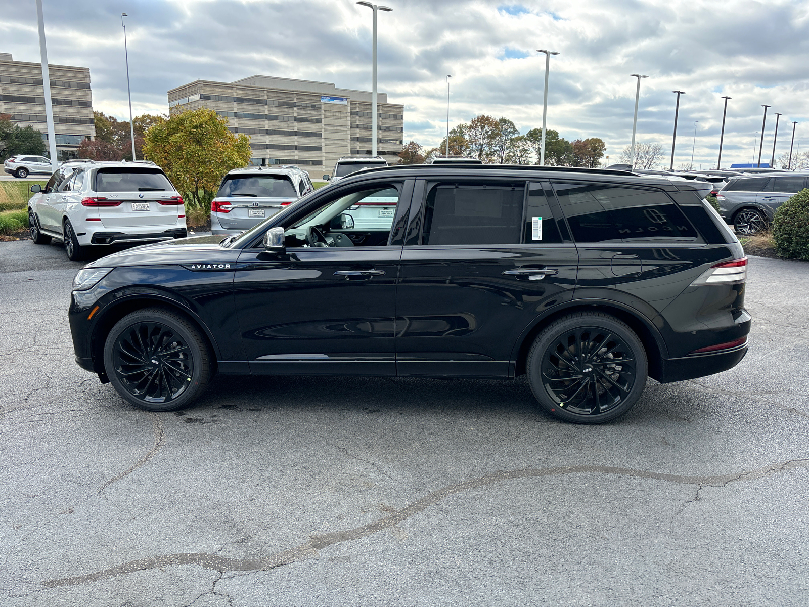 2025 Lincoln Aviator Reserve 4