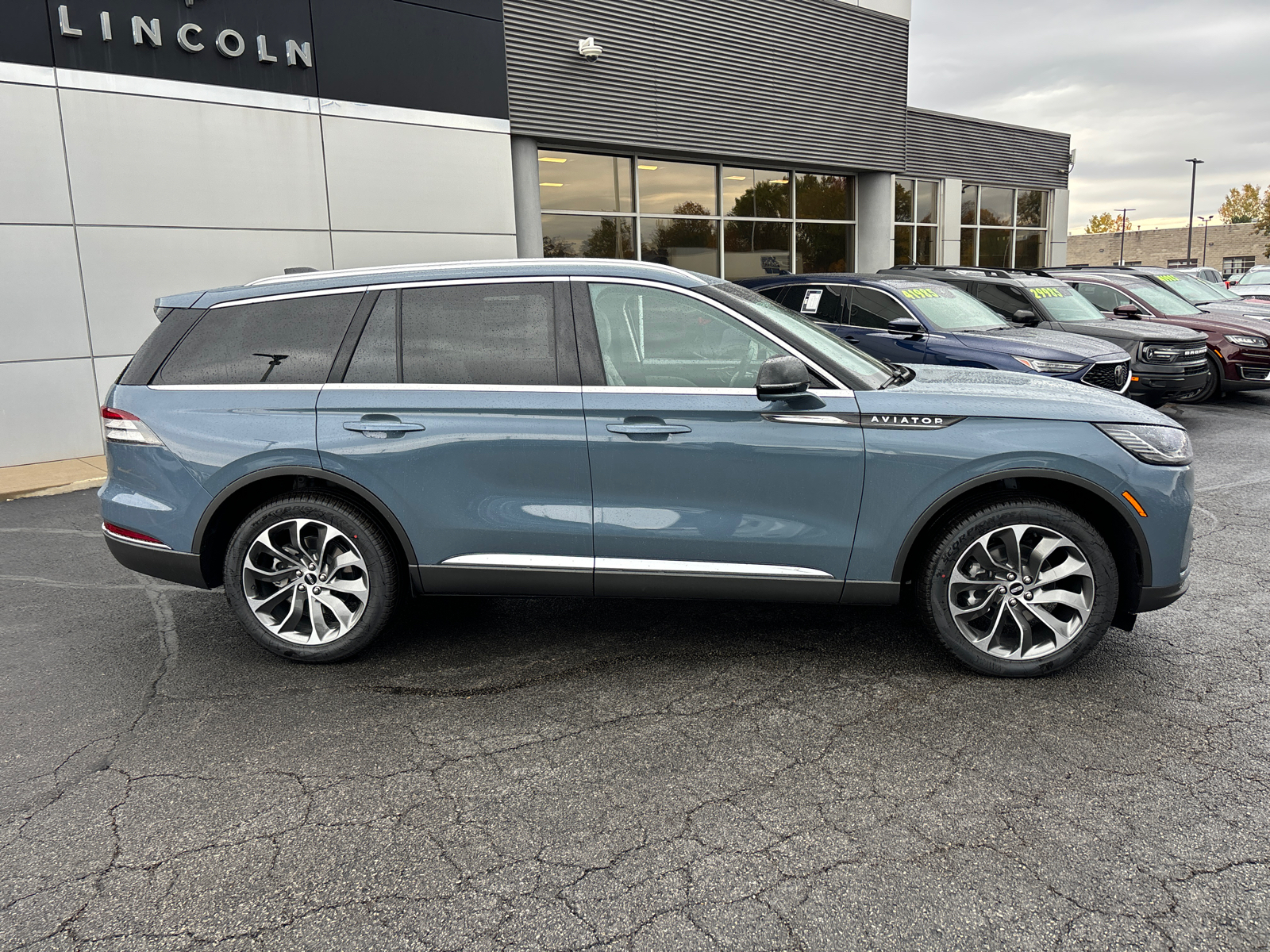 2025 Lincoln Aviator Reserve 8