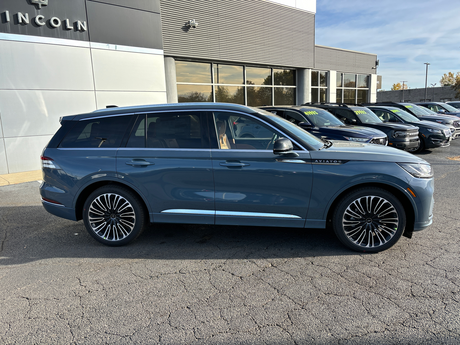 2025 Lincoln Aviator Black Label 8